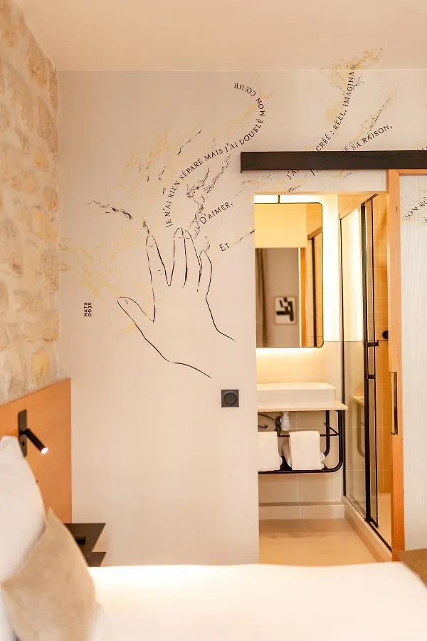 Hotel Tinah Paris, Champs Elysees 2*