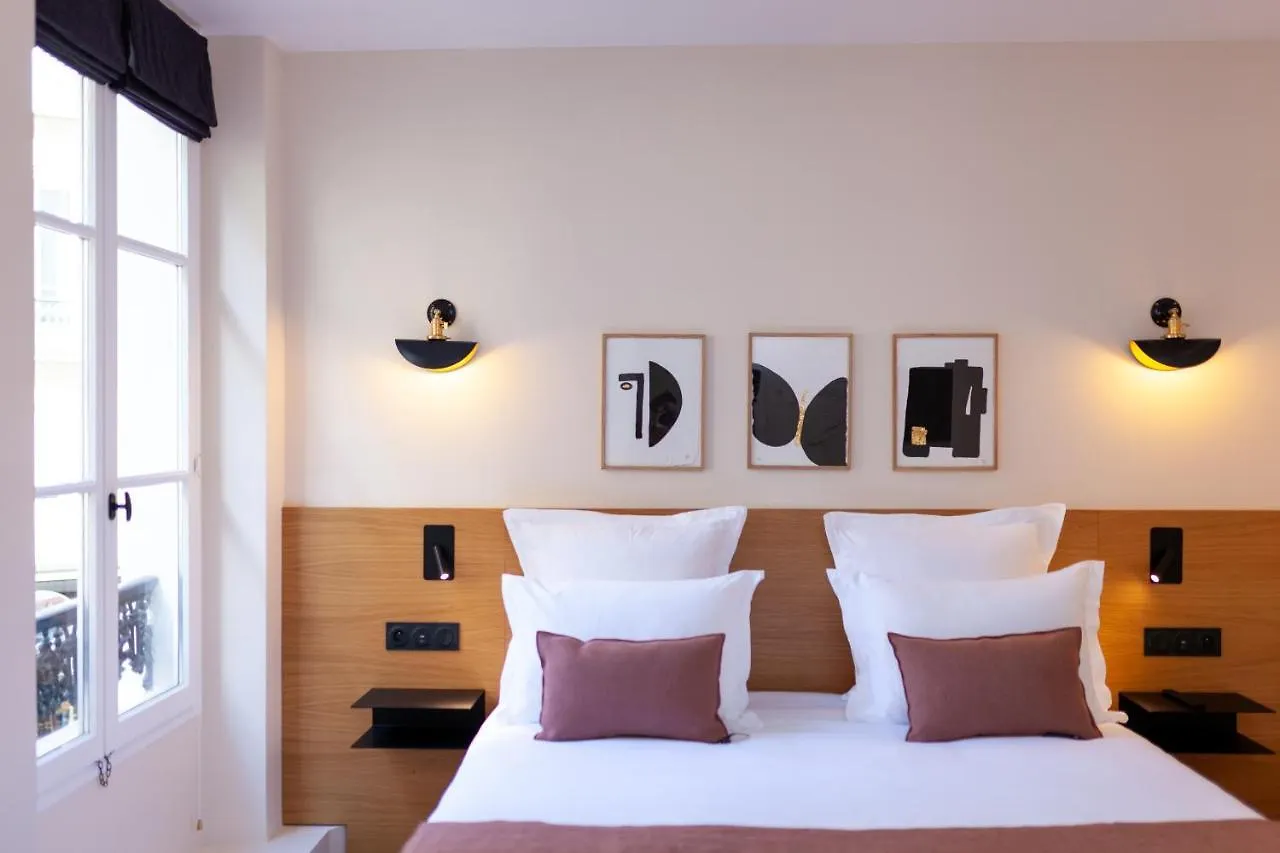 Tinah Paris, Champs Elysees 2*