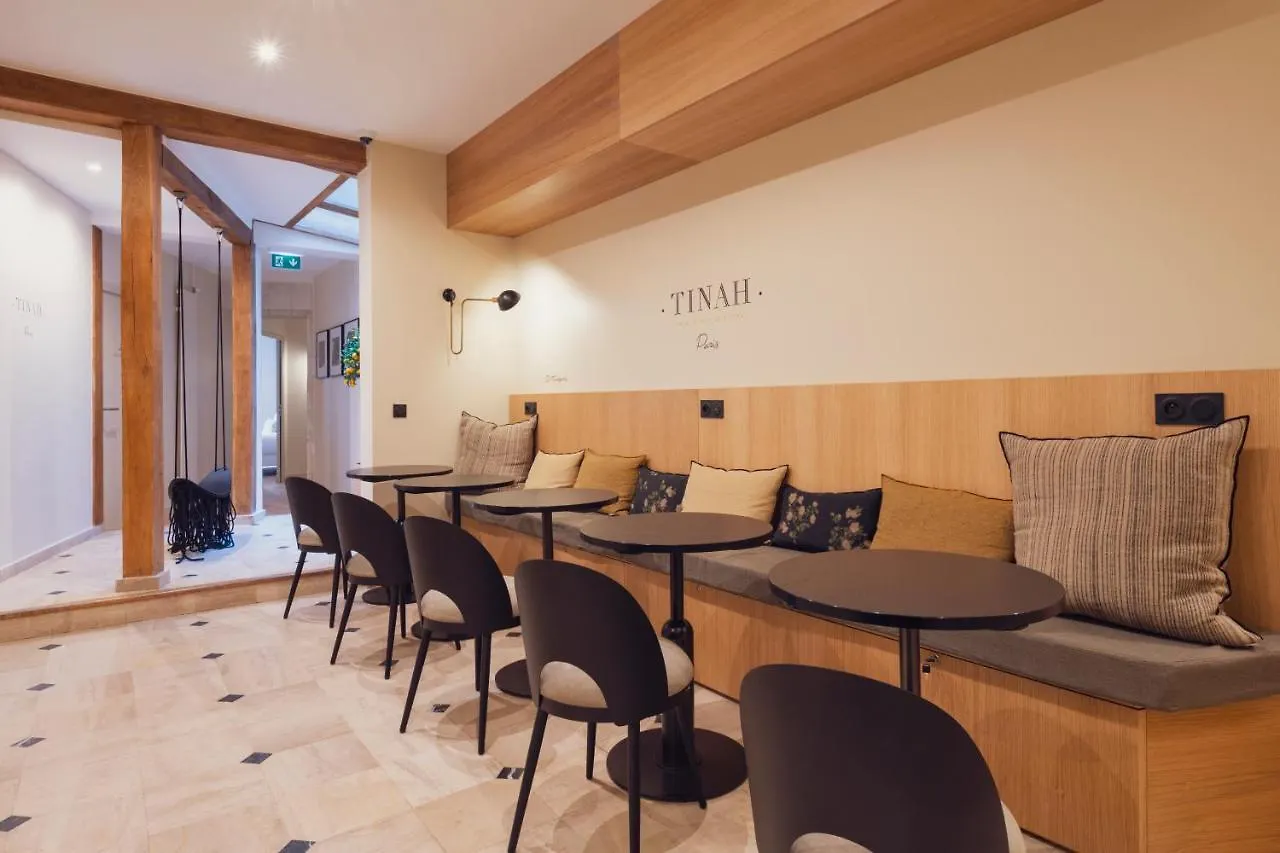 Tinah Paris, Champs Elysees Hotell Paris