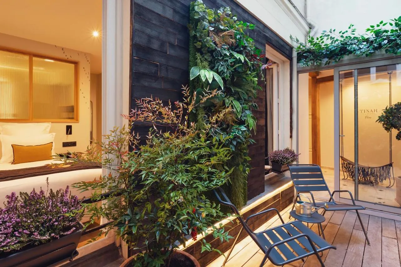 Hotell Tinah Paris, Champs Elysees 2*